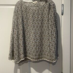Max Studio Black and Cream Floral Top size large